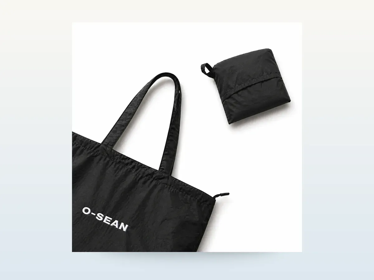 접으면 손안에 들어오는 휴대성